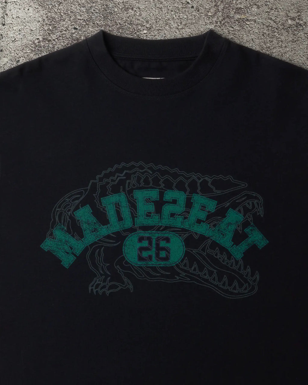 Waffle Knit Gator Tee - Black