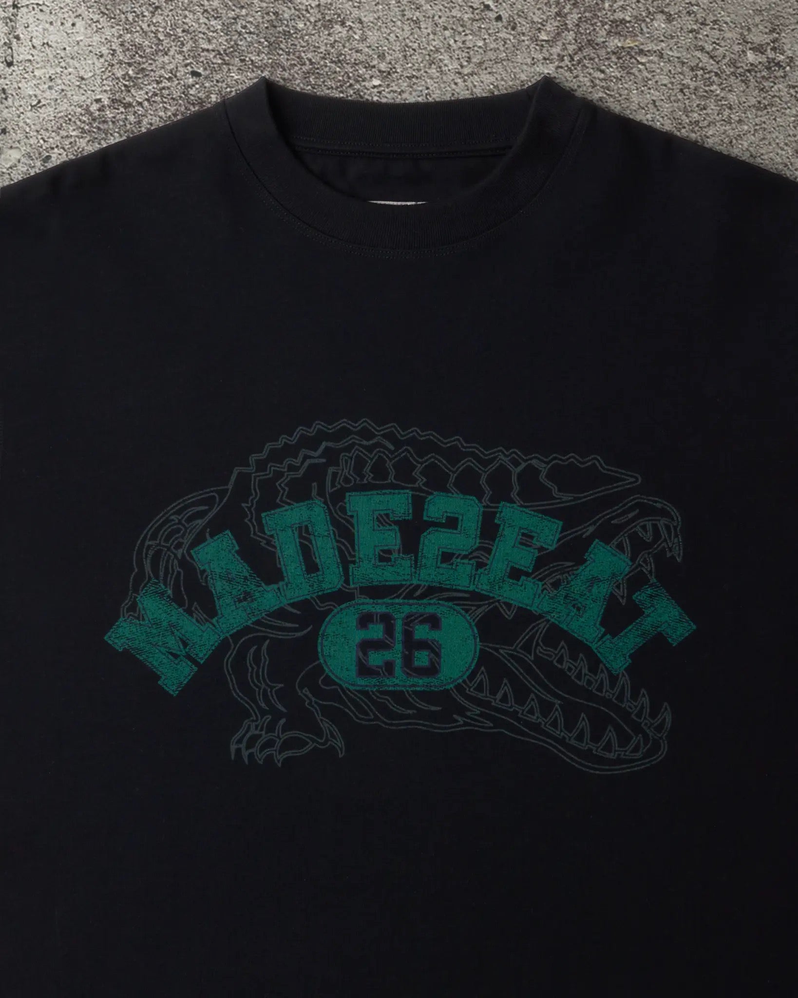 Waffle Knit Gator Tee - Black